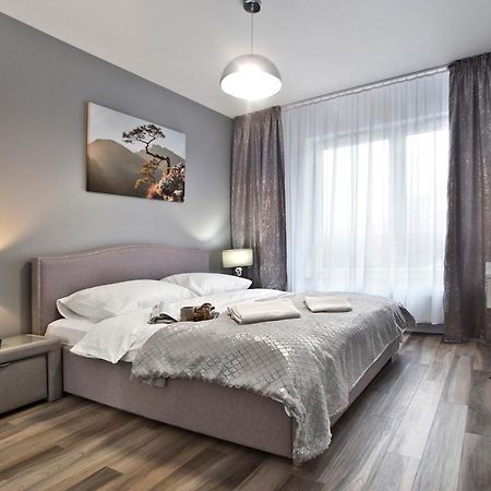 Goclaw P&O Serviced Apartments Warsaw Exterior photo